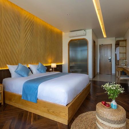 The Stay Saigon Riverfront Go Cong Экстерьер фото