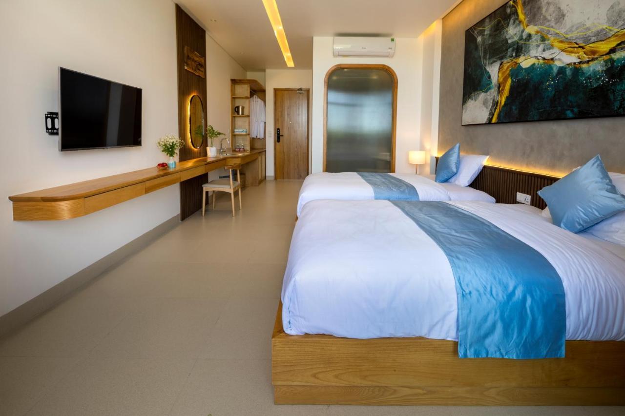 The Stay Saigon Riverfront Go Cong Экстерьер фото